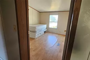 8913 Holly Rd, Alvarado, TX 76009 - Photo 7