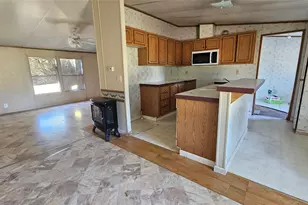 8913 Holly Rd, Alvarado, TX 76009 - Photo 5