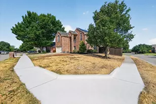 9300 Bedford Ln, McKinney, TX 75071 - Photo 3