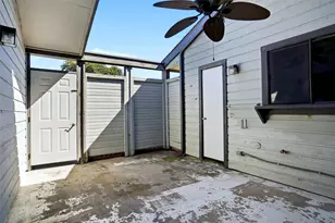 636 Bellaire Dr, Hurst, TX 76053 - Photo 3