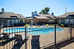636 Bellaire Dr, Hurst, TX 76053 - Photo 13