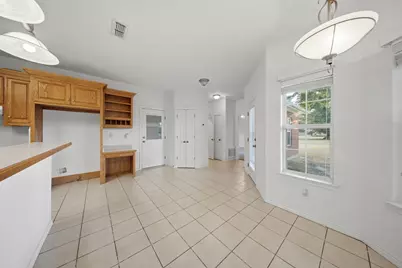 400 S College Street, Pilot Point, TX 76258 - Photo 11