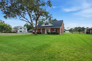 400 S College St, Pilot Point, TX 76258 - Photo 31