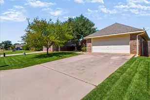 732 Countryside Dr, Aubrey, TX 76227 - Photo 37