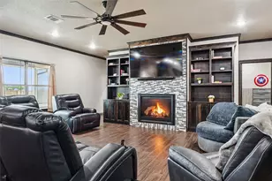 820 Fleitman Dr, Muenster, TX 76252 - Photo 5