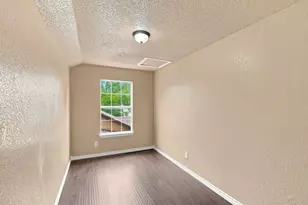 1103 Chase Ave, Cleburne, TX 76031 - Photo 23