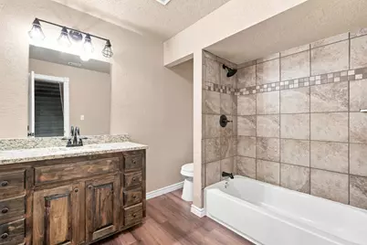 1103 Chase Avenue, Cleburne, TX 76031 - Photo 27