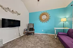 2126 Fair Weather Dr, Lancaster, TX 75146 - Photo 7