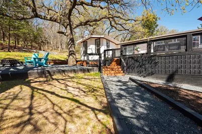 251 Queens Drive, Pottsboro, TX 75076 - Photo 9