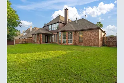 4332 Milsop Drive, Carrollton, TX 75010 - Photo 39
