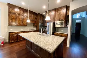 2332 Stallion St, Carrollton, TX 75010 - Photo 3
