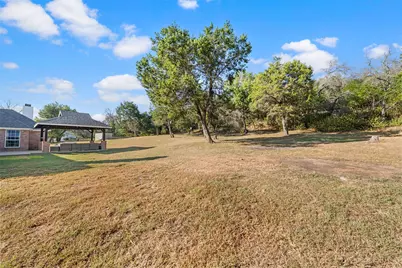 700 Lost Hunters, China Spring, TX 76633 - Photo 25