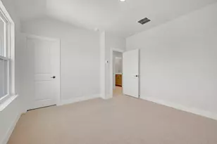 11737 Treehouse Trl, Justin, TX 76247 - Photo 25