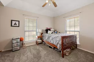 512 Shady Oaks Trail, Burleson, TX 76028 - Photo 19