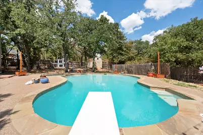 512 Shady Oaks Trail, Burleson, TX 76028 - Photo 35