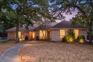 512 Shady Oaks Trail, Burleson, TX 76028 - Photo 1