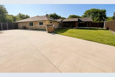 823 Northlake Drive, Richardson, TX 75080 - Photo 17