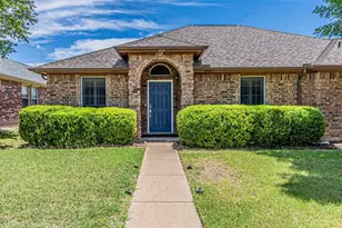 108 Oak Hollow Ln, Red Oak, TX 75154 - Photo 13