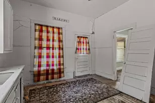 304 N Catherine St, Terrell, TX 75160 - Photo 17