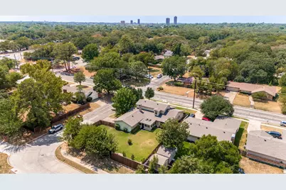2500 Nottingham Drive, Denton, TX 76209 - Photo 3