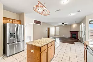 2691 Bull Shoals Dr, Fort Worth, TX 76131 - Photo 11