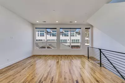 5927 Lindell Avenue #104, Dallas, TX 75206 - Photo 3