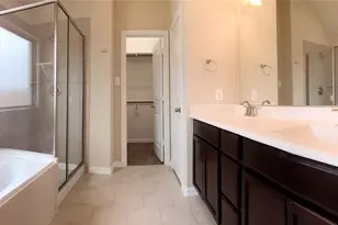 4700 Woodard Ln, Frisco, TX 75036 - Photo 5