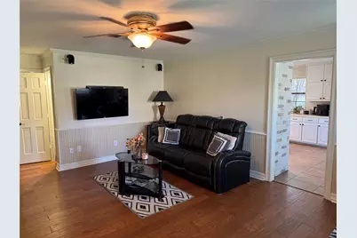 6004 Lakehurst Drive, Arlington, TX 76016 - Photo 13