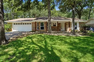 2958 Columbine Dr, Grapevine, TX 76051 - Photo 1
