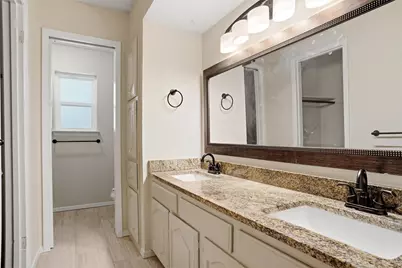 2958 Columbine Drive, Grapevine, TX 76051 - Photo 9