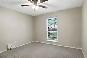 2958 Columbine Dr, Grapevine, TX 76051 - Photo 11
