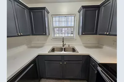 1615 Herald Street #1613, Dallas, TX 75215 - Photo 9