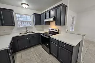 1615 Herald St, Dallas, TX 75215 - Photo 11