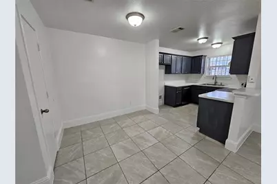 1615 Herald Street #1613, Dallas, TX 75215 - Photo 5