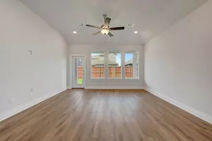 7324 Summer Sunset Dr, Denton, TX 76249 - Photo 17