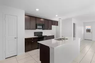 128 Honeysuckle St, Princeton, TX 75407 - Photo 5