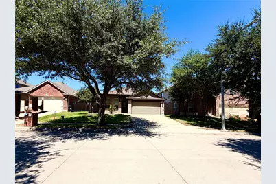 10356 Bradshaw Drive, Fort Worth, TX 76108 - Photo 3