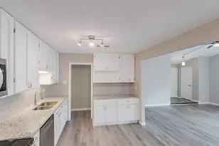 2112 Cedarcrest Dr, Carrollton, TX 75007 - Photo 7