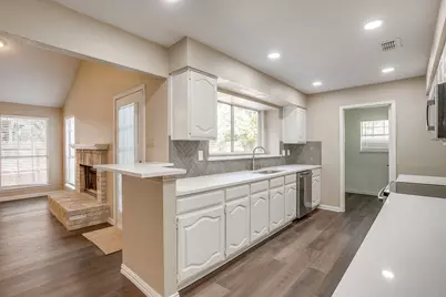7550 Deerlodge Trail, Fort Worth, TX 76137 - Photo 9
