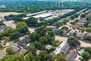 1812 S Cockrell Hill Rd, Dallas, TX 75211 - Photo 5