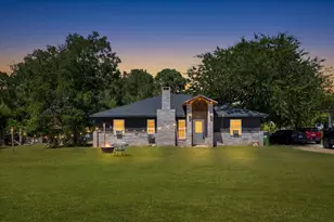 4506 Garden View Dr, Granbury, TX 76049 - Photo 3