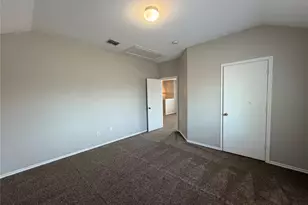 8512 Prairie Wind Trail, Fort Worth, TX 76134 - Photo 11