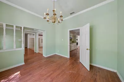 249 Creekwood Drive, Lancaster, TX 75146 - Photo 5