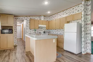 9064 Summit Ct E, Cleburne, TX 76033 - Photo 19