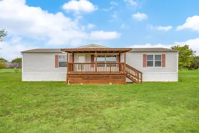 9064 Summit Court E, Cleburne, TX 76033 - Photo 3