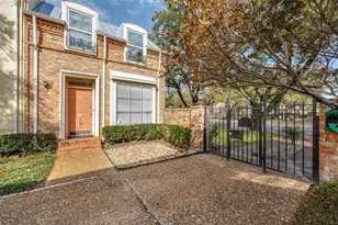 9843 Park Ln Ct, Dallas, TX 75220 - Photo 1