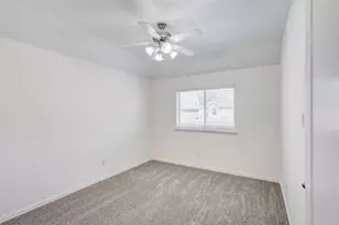 1037 Kyan Ln, Carrollton, TX 75006 - Photo 27