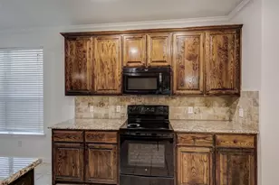 1037 Kyan Ln, Carrollton, TX 75006 - Photo 15