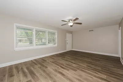 7832 Seydel Street, Dallas, TX 75217 - Photo 3