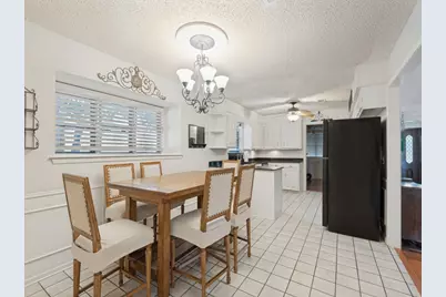 618 Brent Drive, Arlington, TX 76012 - Photo 11